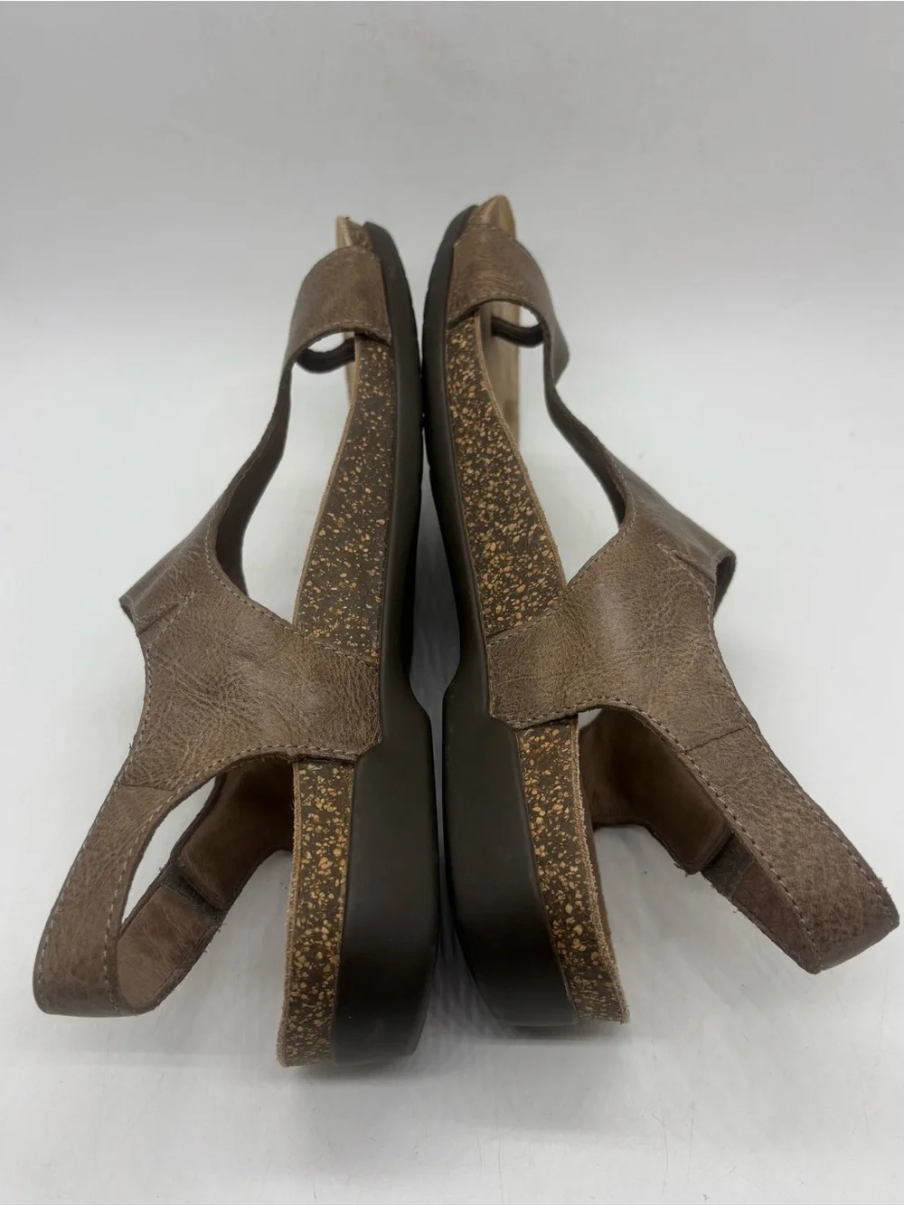 Dansko Reece Brown Distressed Leather Toe Loop Slingback Sandals Womens 37 US 7 - Picture 5 of 9